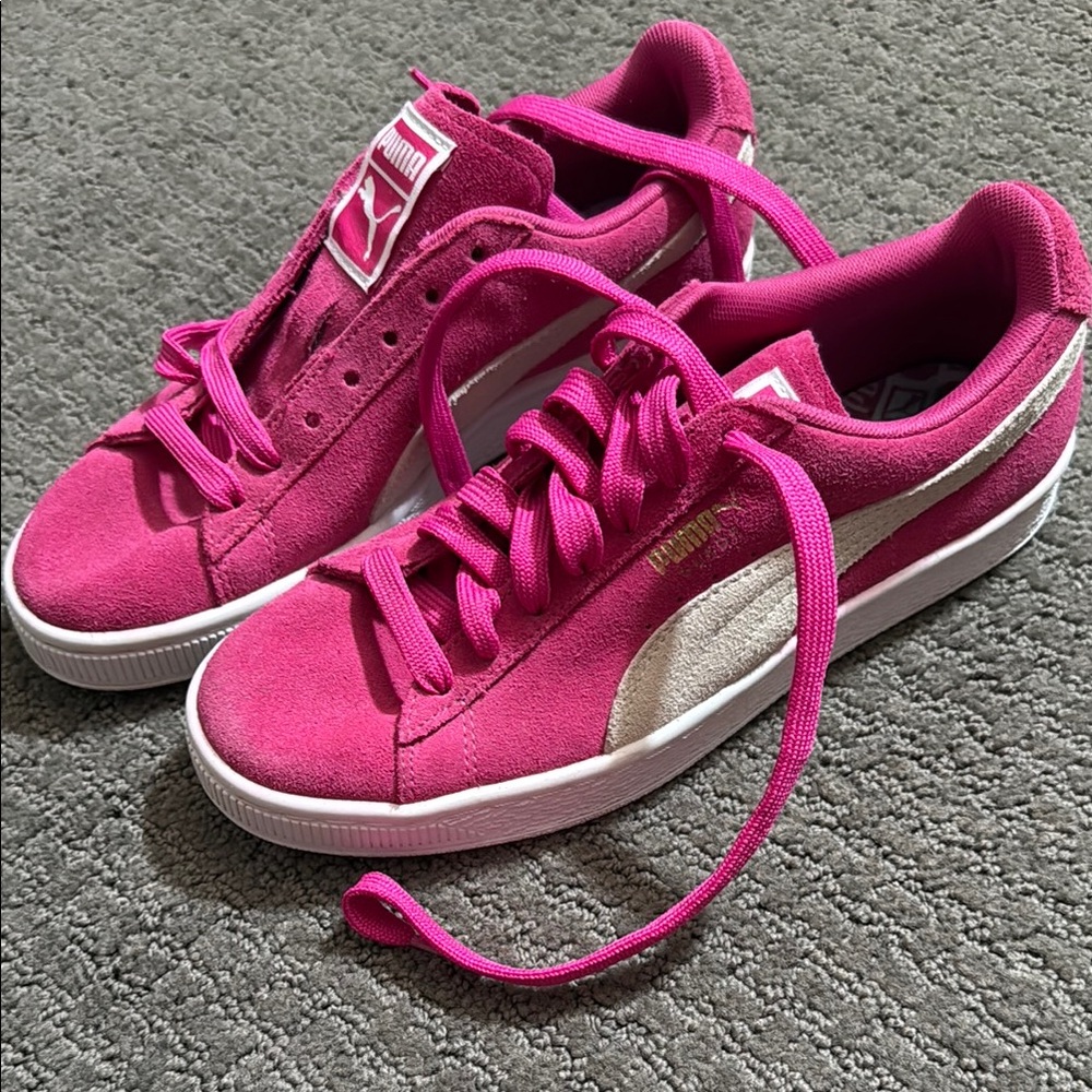 Puma Women's Pink Suede Classic Sneakers